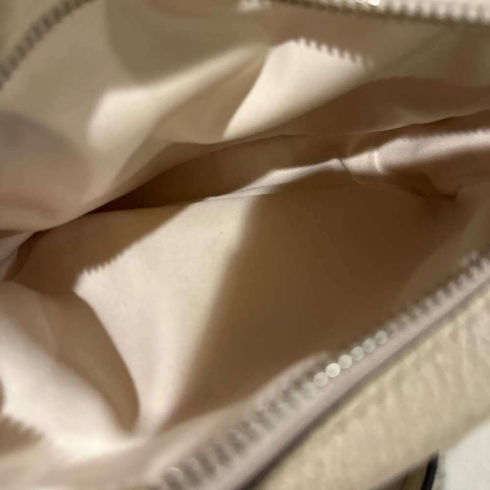 Tory Burch Perry Bombe Mini Bag with a very faint spot - Picture 5 of 7